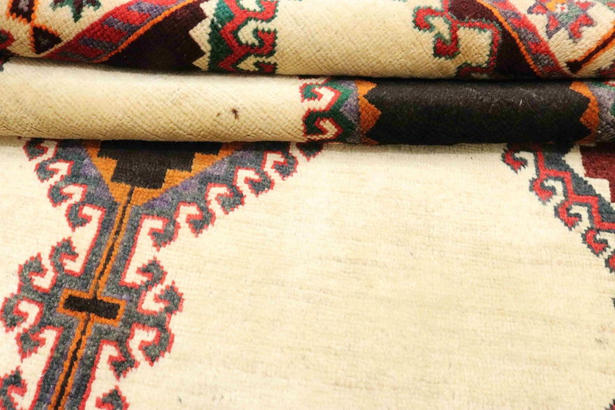 Shiraz Carpet 212x133