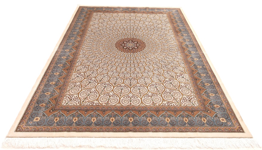 Qum Desigmer  300x200