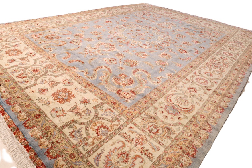 Tabriz Marke Sherkat khashrai Carpet  520x385