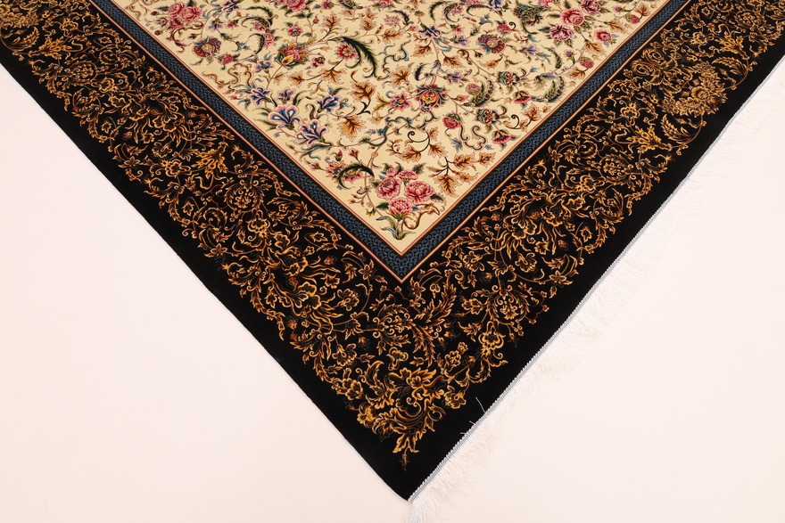 Ghom Rose Carpet  400x300