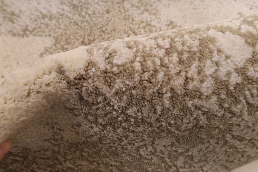 MODERN LOTUS Carpet 241x174