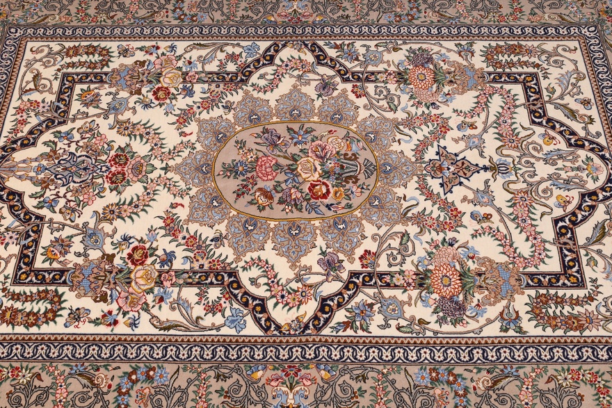 Isfahan  Mansuri Silk warp Carpet 195x131