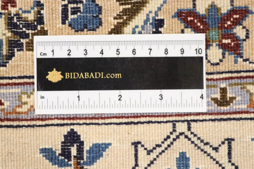 Nain9La Carpet  350x253