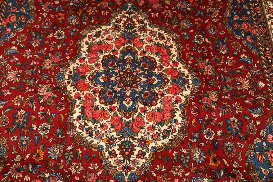 Bakhtiari Carpet  360x255