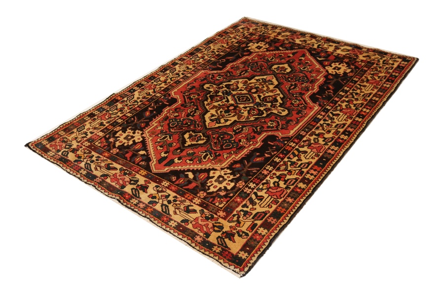 Bakhtiar Carpet 203x135