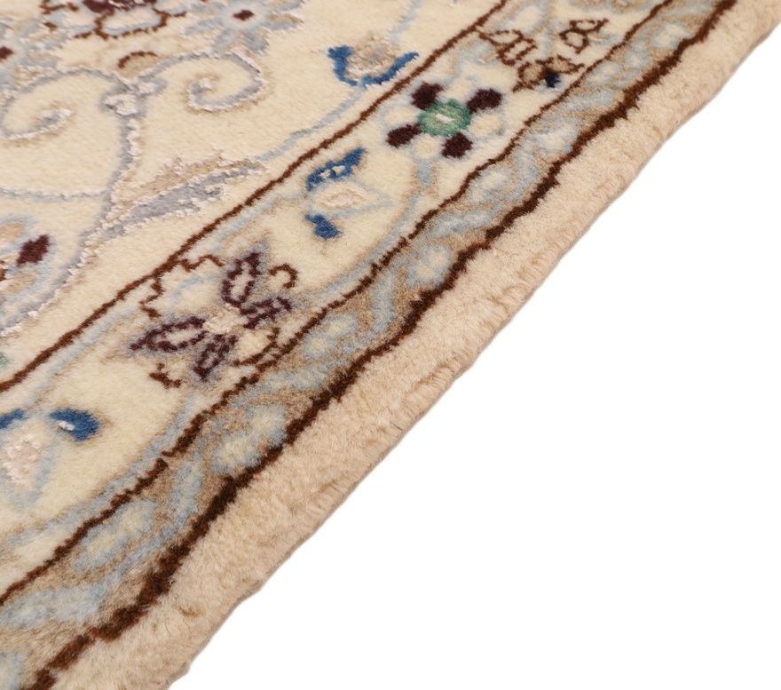 Nain 9 La Carpet  323x212