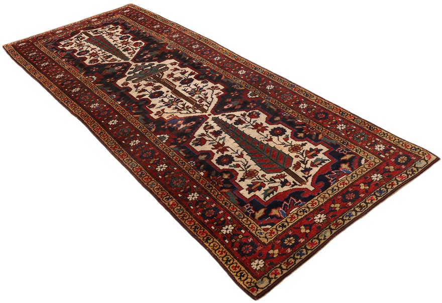 Antique BAKHTIAR Carpet 272x110
