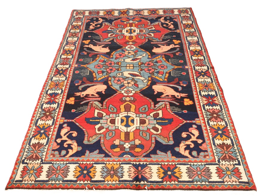 Antique BAKHTIAR Carpet  200x132