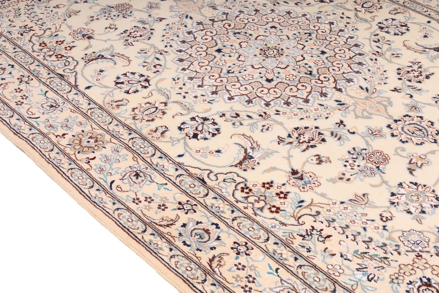 Nain 9 La Carpet  244x153