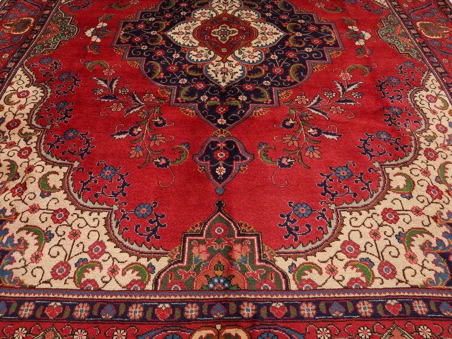 Tabriz  Carpet  388x295