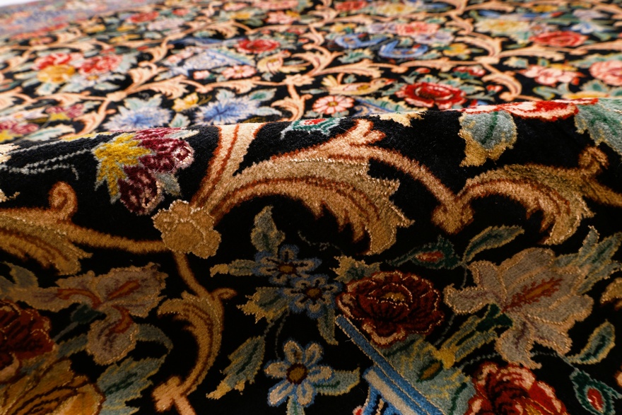 Isfahan Nabave Silknkette Carpet  298x194