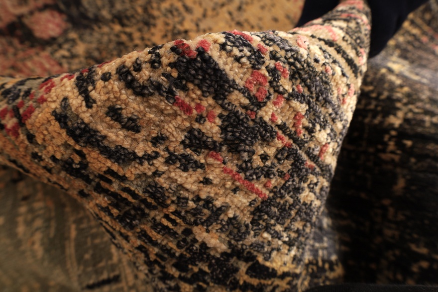 MODERN LOTUS Carpet  241x175