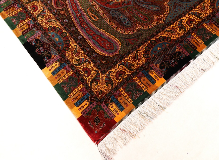 Qom Silk HossenKashizadeh Carpet 300x200