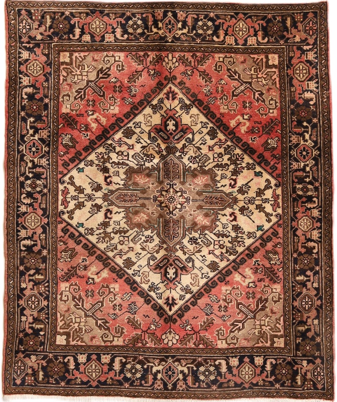 Heriz Carpet  192x158