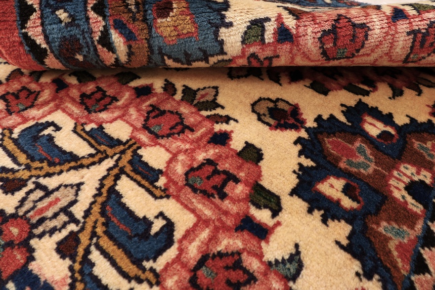 Lilian Carpet  121x68