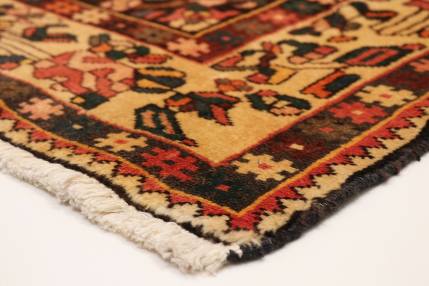 Bakhtiar Carpet 203x135