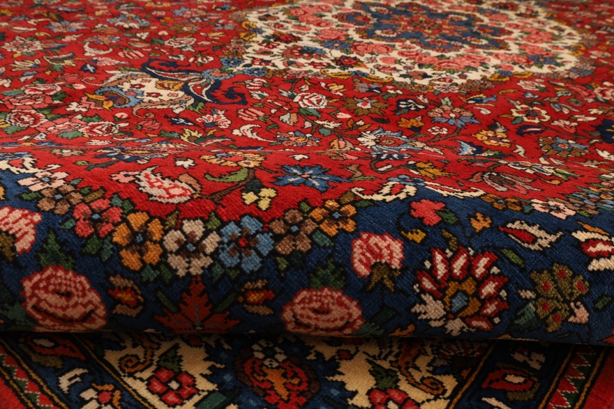 Bakhtiari Carpet 303x203