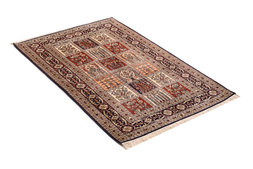 Kashmir Silk Carpet 124x82