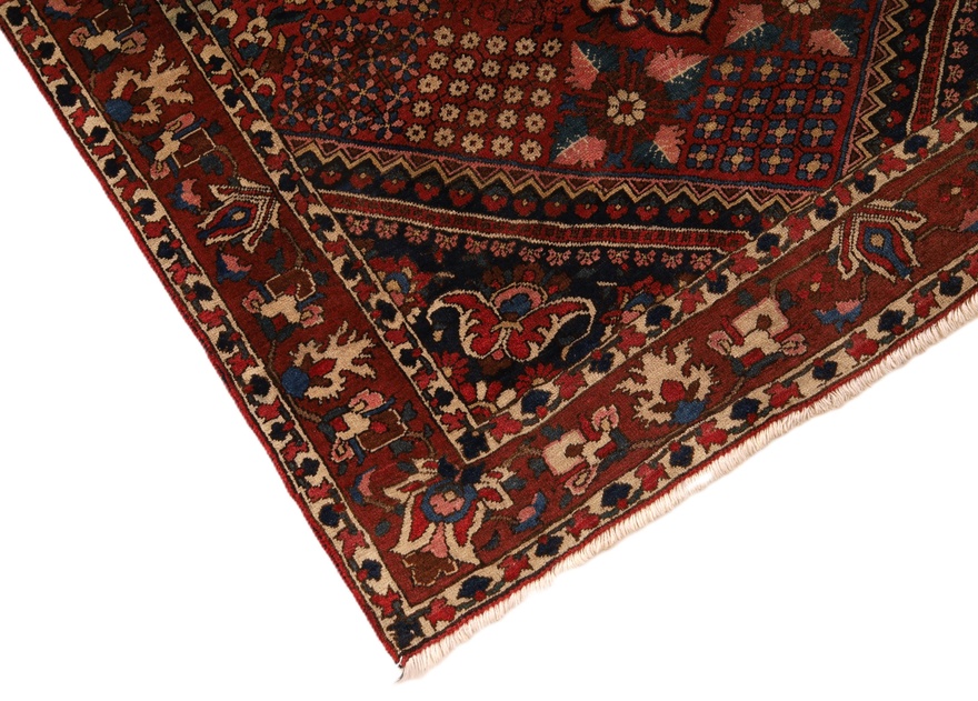 Antique Bakhtiar Carpet  208x137