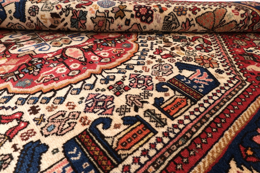 Ghashghai Carpets 147x110