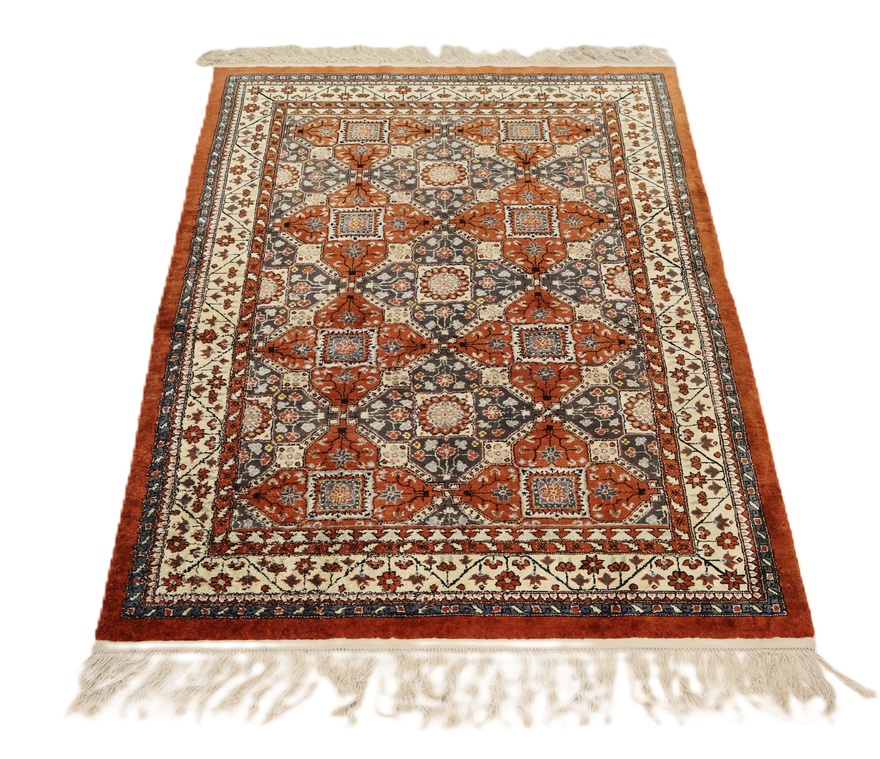 Silk Carpet 183x122