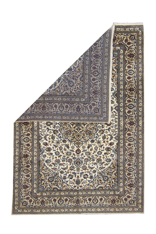 Kashan Carpet 359x246