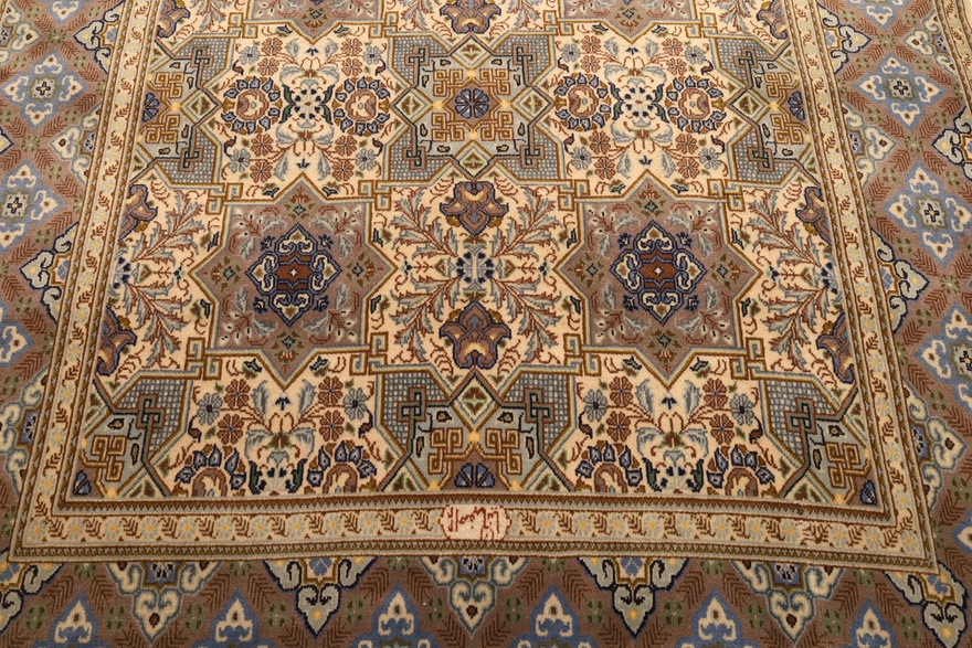 Keshan Carpet 198x136