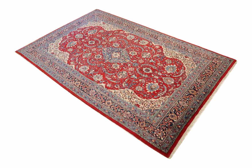 Sarough Carpet 325x208