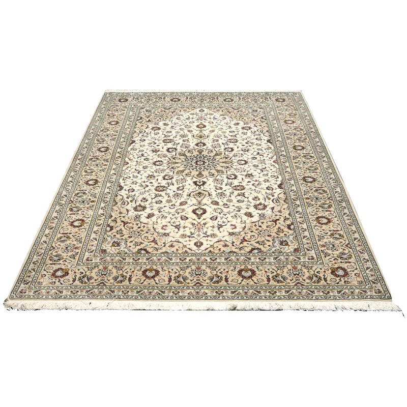Kashan Carpet 350x242