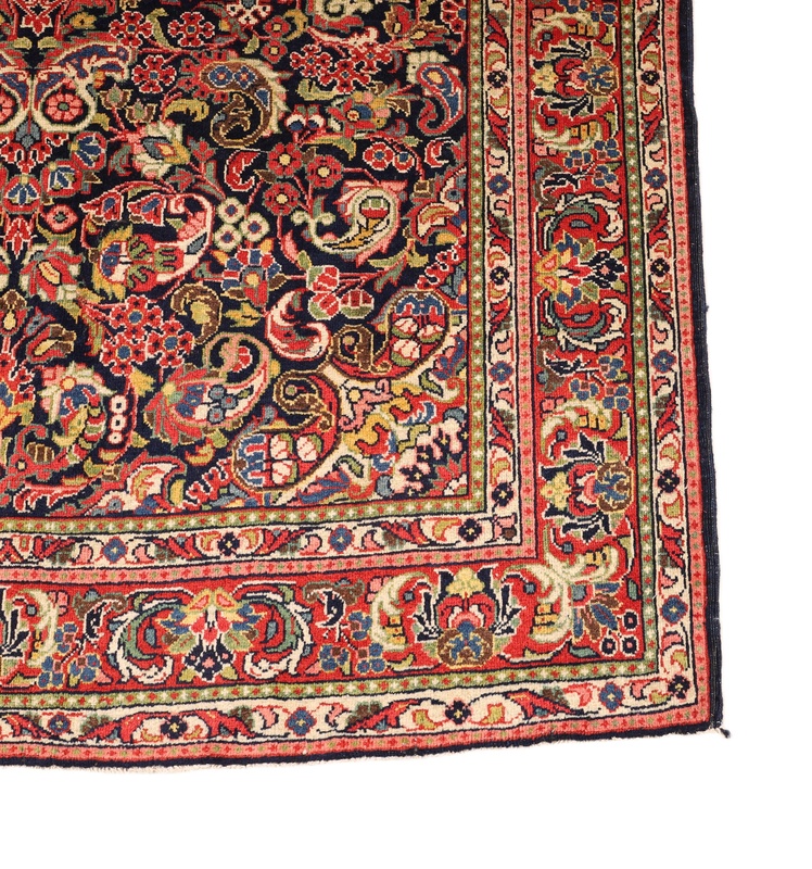Antique Sarouk Carpet  200x134