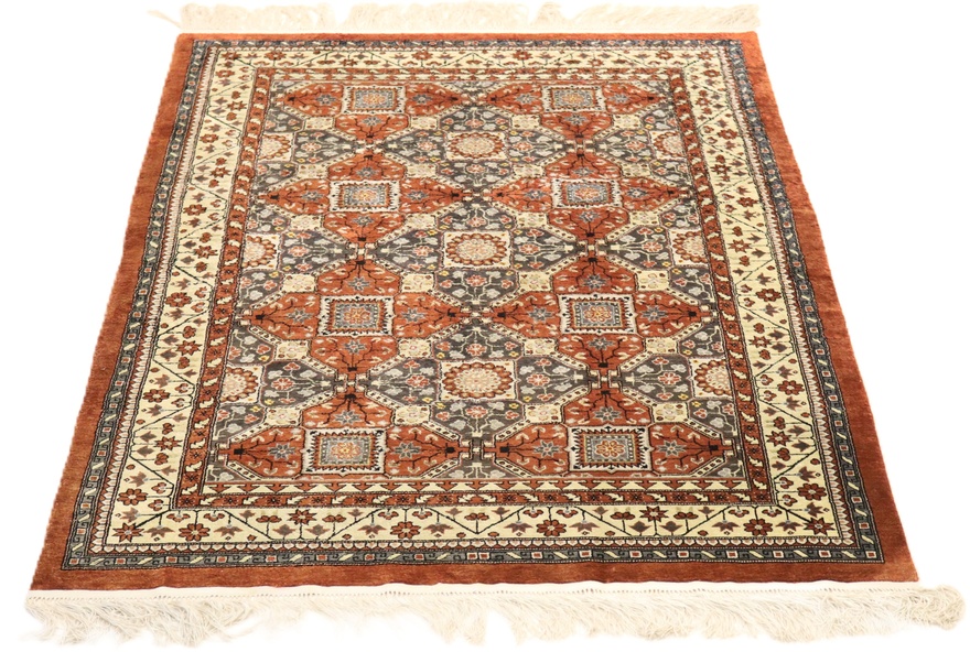 Silk Carpet 183x122