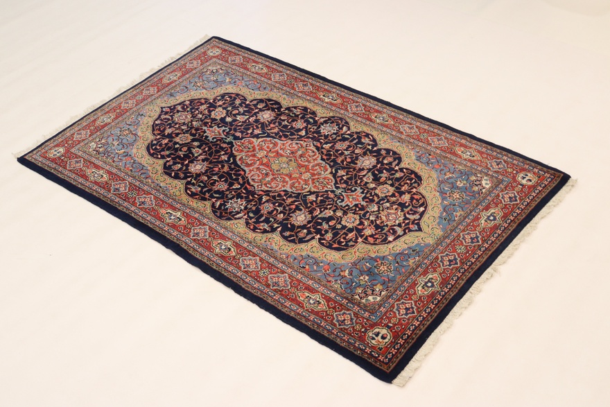 Sarouk Carpet  210x132