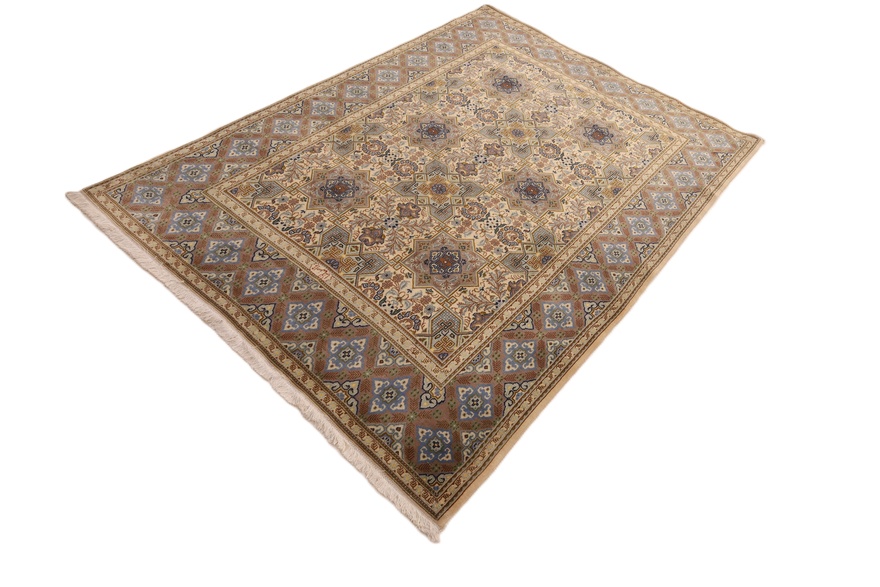 Keshan Carpet 198x136