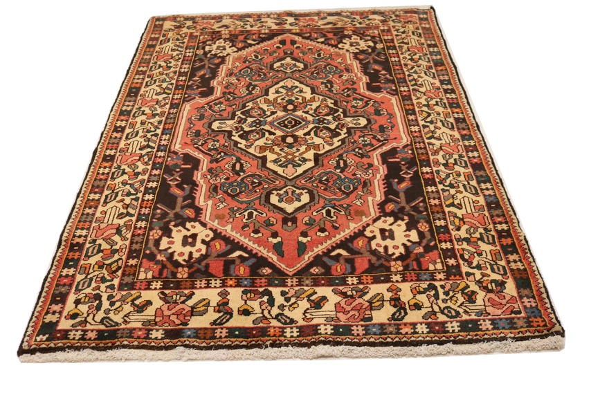 Bakhtiar Carpet 203x135