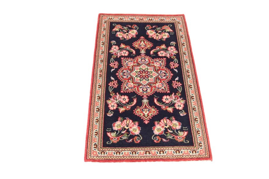 Schahreza Carpet 88x54