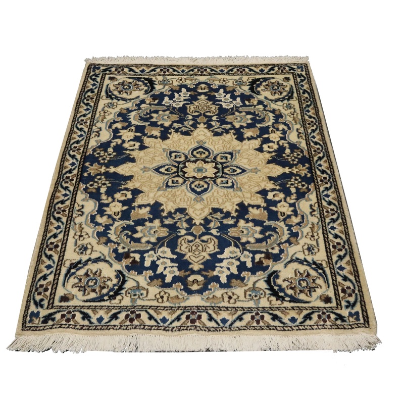 Nain  carpet 120x92