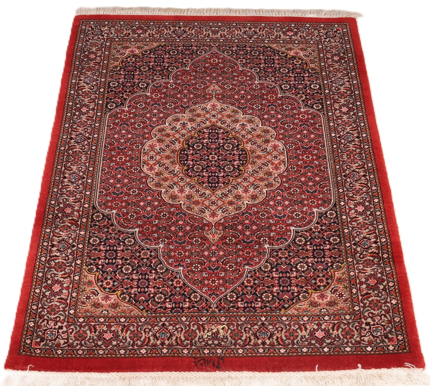 Bidjar Tagave Silknkette Carpet  132x79