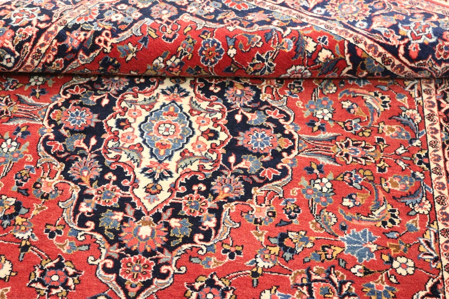 Antique Kashan Carpet 192x138