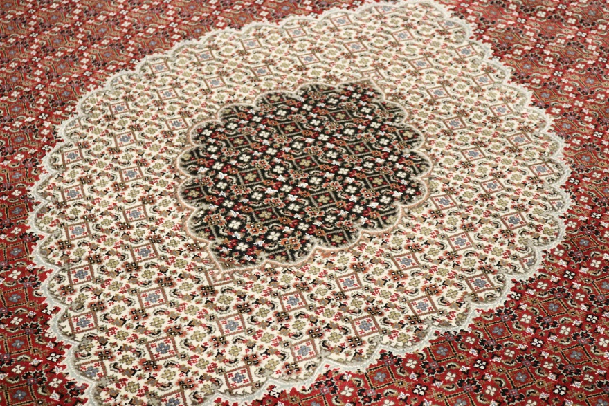Tabriz Mahi Carpet 351x250