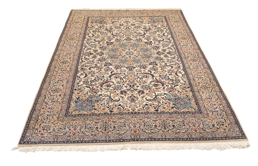 Nain9La Carpet  330x208
