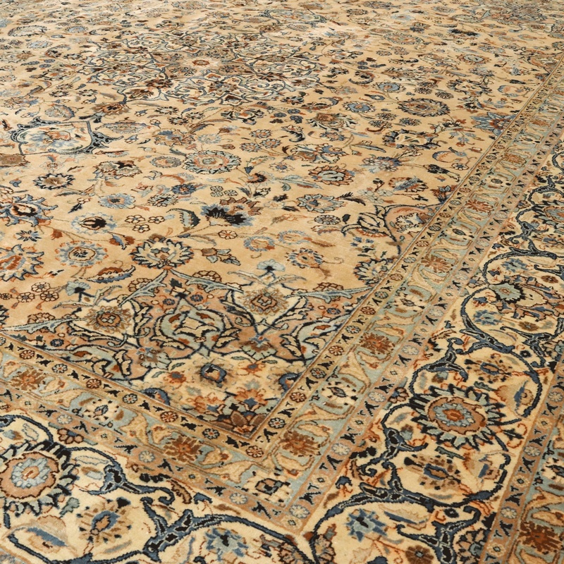 Vintag Carpet 393x305