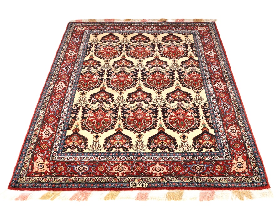 Senneh Silk Wrap Carpet 162x128