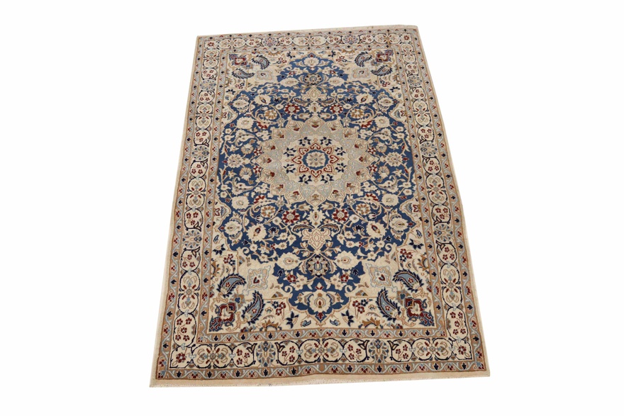 Nain Carpet 200x116