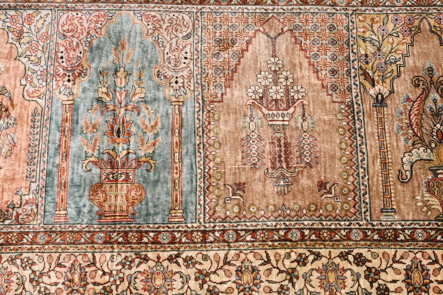 Turkie Silk  Estanbul Carpet  150x70