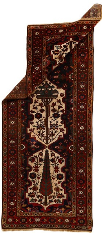 Antique BAKHTIAR Carpet 272x110