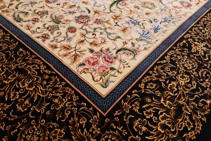 Ghom Rose Carpet  400x300