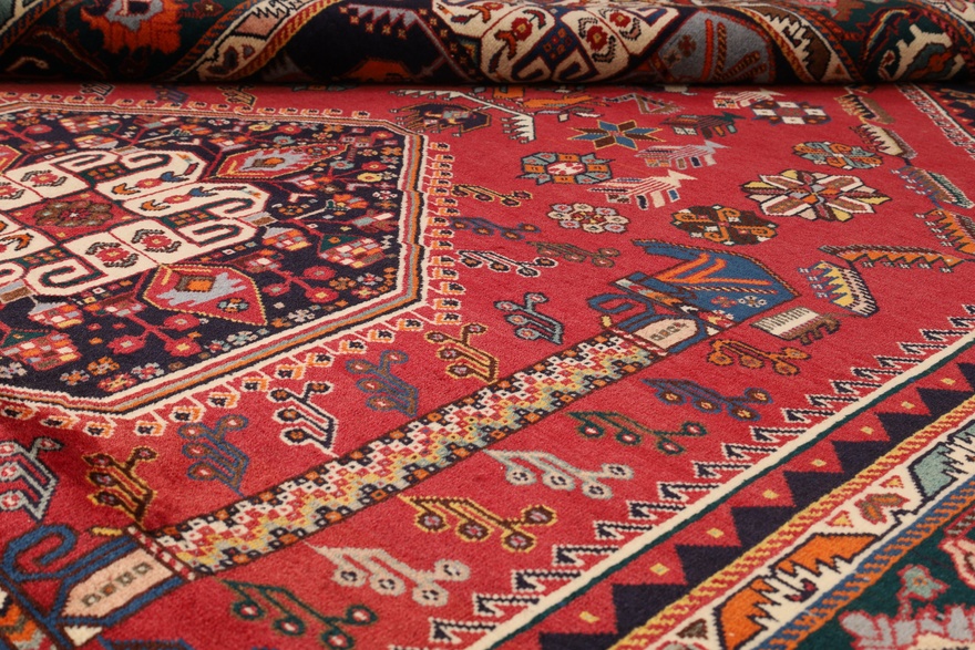 Ghashghai Carpets  270x165