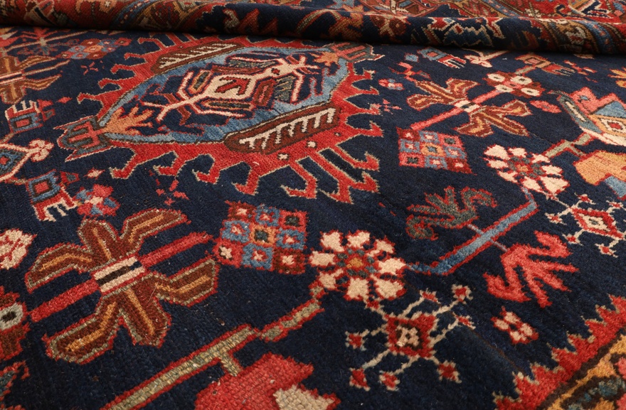 Antique Heriz Carpet  190x160