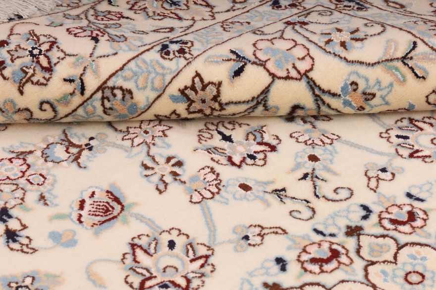 Nain 9 La Carpet  253x163