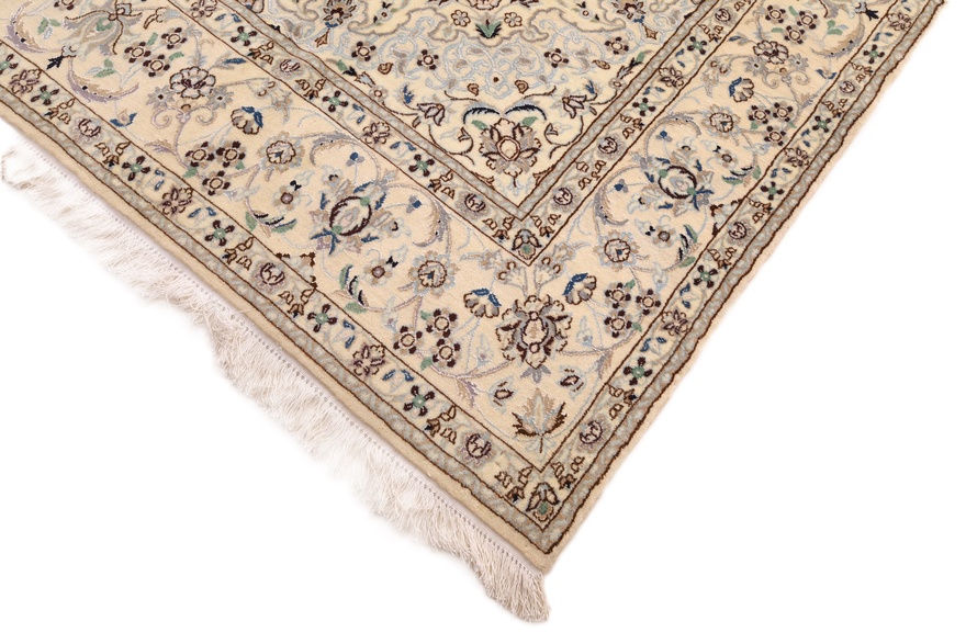 Nain 9 La Carpet  323x212